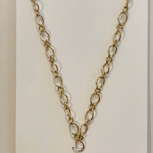 J Crew. Gold Chain Oval Link charm chain Necklace Length: 16" with a 2" extender - Picture 3 of 14